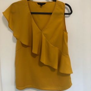 Banana Republic chiffon tank top